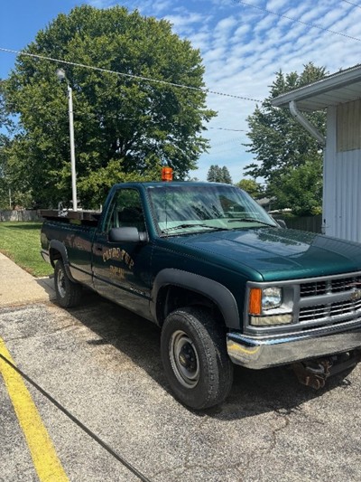 FOR SALE - 2000 CHEVROLET 3500 TRUCK